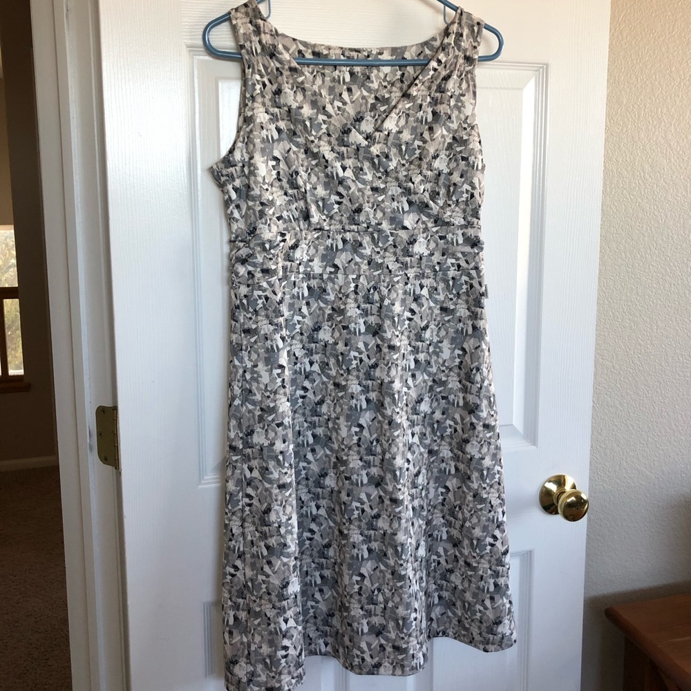 Black and white dress
